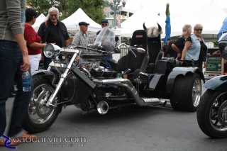 V-8 powered trike: This bad-ass V-8 powered trike was pulling in lots of onlookers.